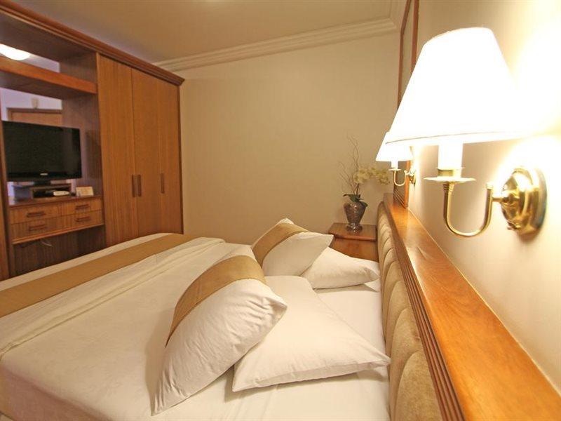 Hotel Blue Tree Towers Curitiba Batel Exterior foto